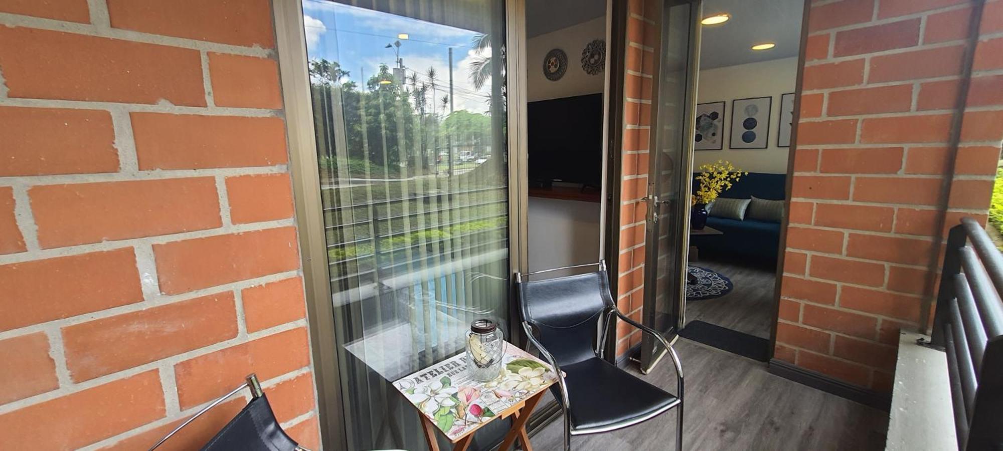 Apartamento Cerca A Plaza Mayor Медельїн Екстер'єр фото
